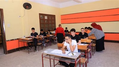 وقف تحويلات طلاب الثانوية العامة 2023