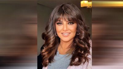 هالة صدقي تتألق بالبنفسجي المكشوف في مهرجان الأقصر للسينما الإفريقية