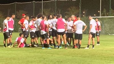 المنتخب الأوليمبي يخوض مرانه الثاني.. وميكالى يجتمع باللاعبين