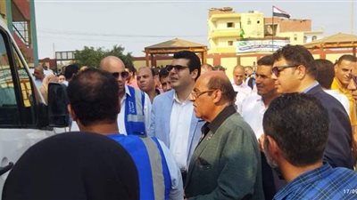 وكيل صحة الشرقية يتفقد القافلة الطبية 
