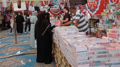 تعرف على أسعار السلع والأدوات المدرسية في معارض 