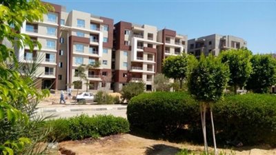 استكمال أعمال الطرق بـ