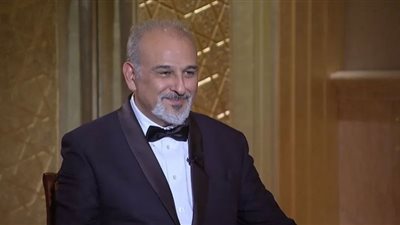 جمال سليمان يحاول قتل كمال أبو رية فى 