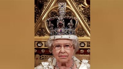 تاج الملكة إليزابيث.. مغارة علي بابا (فيديو)