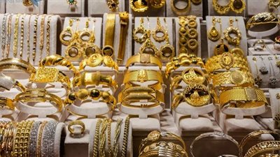 انخفاض سعر الذهب خلال تعاملات اليوم.. ومفاجأة في عيار 24