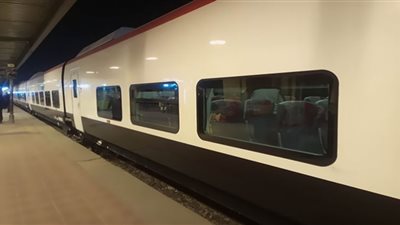 انطلاق أولى رحلات قطار تالجو الإسباني من القاهرة إلى الأقصر 
