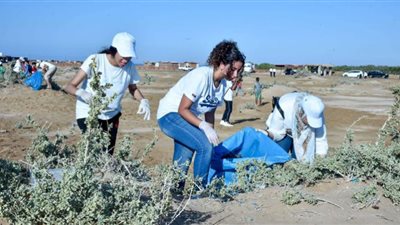 البيئة تشارك في الاحتفال بيوم التنظيف العالمي بمحمية نبق