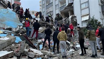 ارتفاع عدد القتلى في سوريا جراء زلزال تركيا إلى نحو 400 شخص