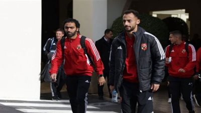 كولر يُحاضر لاعبي الأهلي بالفيديو استعدادًا لريال مدريد