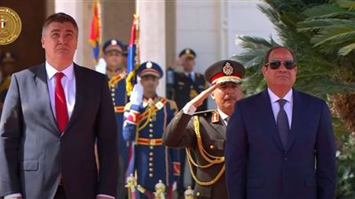 السيسي يستقبل رئيس كرواتيا بقصر الاتحادية (فيديو)