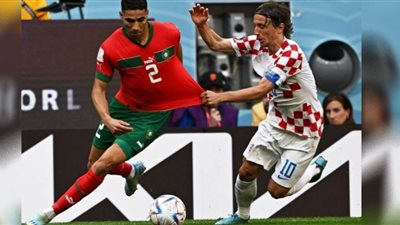 شاهد..تسديدة أشرف حكيمي الصاروخية في مباراة المغرب وكرواتيا