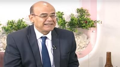 النهاية ليست قريبة وكورونا معانا للأبد.. خبير مناعة يوضح