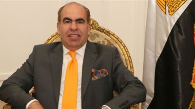 النائب ياسر الهضيبي يطالب بتفعيل قانون تشجيع وتنظيم عمل وحدات الطعام المتنقلة