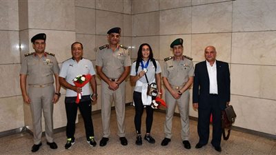 القوات المسلحة تستقبل الأبطال المشاركين فى بطولة العالم للمصارعة بدولة صربيا