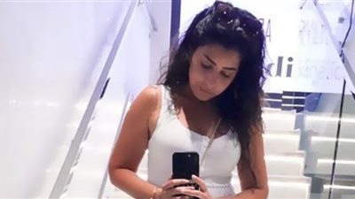 أيتن عامر بإطلالة تستعرض فقدان وزنها