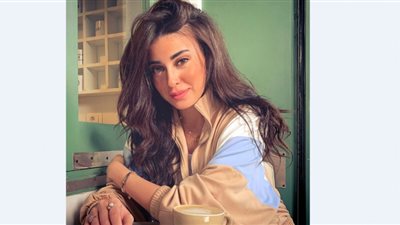 ميرنا نور الدين أنوثة وأناقة في أحدث إطلالتها