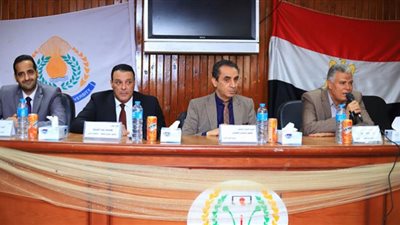 آداب المنصورة تعقد ندوة حول الإعلام ونبذ التعصب الرياضي