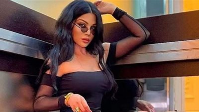 هيفاء وهبي تستعرض جمالها بألوان مبهجة عبر انستجرام