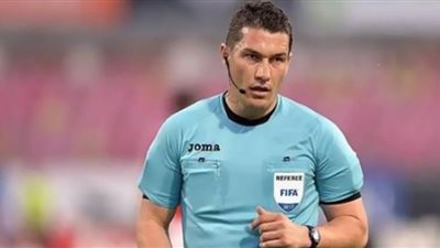 طاقم تحكيم روماني لمباراة الهلال السعودي وفلامنجو البرازيلي