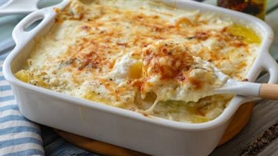 طريقة عمل صينية بطاطس بالبشاميل يعشقها الجميع