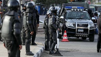 ضبط جرينوف و100 بندقية في مداهمات على تجار السلاح