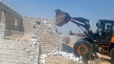 إزالة 220 حالة تعد على أراضي أملاك دولة ببني سويف