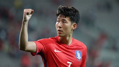 سون يقود تشكيل كوريا الجنوبية لمواجهة أوروجواي في كأس العالم