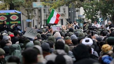 مقتل 50 شرطيًا خلال الاحتجاجات الإيرانية