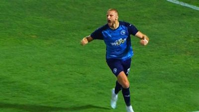 فخرالدين بن يوسف يقود هجوم بيراميدز أمام طلائع الجيش في الدوري