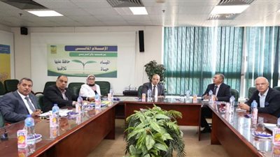 وزير الري يعقد اجتماعات موسعة للوقوف على آخر مستجدات المشروعات الجارية