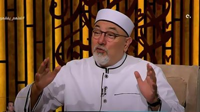 خالد الجندي يهنيء السعودية.. فوز بالعرق وليس بأذكار الصباح والمساء فقط