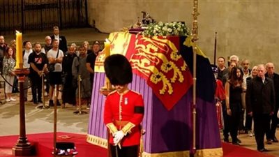 سر عدم تحلل جثمان الملكة إليزابيث بعد 10 أيام من وفاتها (فيديو)