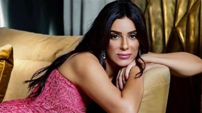 أسرار حياة إنجي المقدم بالحبر السري