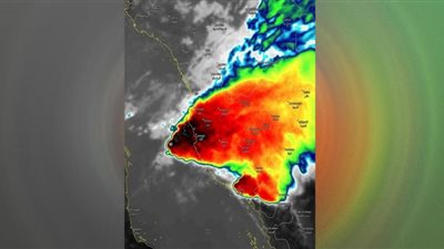 الأرصاد الجوية تنشر صورًا لفيضانات جدة