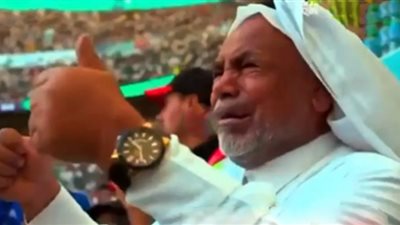 محمد دغريري.. مشجع سعودي ينفجر باكيًا بعد الفوز على الأرجنتين