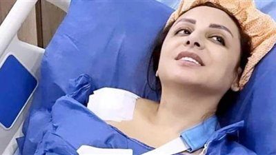 التصاقات وانسداد معوي.. تفاصيل الحالة الصحية للفنانة أنغام