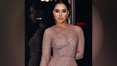 بلقيس فتحي تجذب الأنظار بالكاشمير (صور)