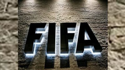 الفيفا تؤكد رفع الحظر على رفع شعار المثلية بمونديال قطر