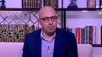 بهى الدين : معرض الكتاب ظهر بشكل يليق باسم