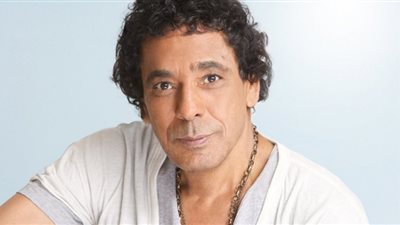 محمد منير يروج لحفله الجديد بمدينة الشيخ زايد