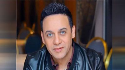 مصطفى قمر يفتتح فعاليات مهرجان رشيد الأول للموسيقى والغناء