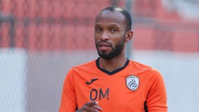 عمر الغامدي أسطورة الهلال وصائد البطولات المحلية والقارية