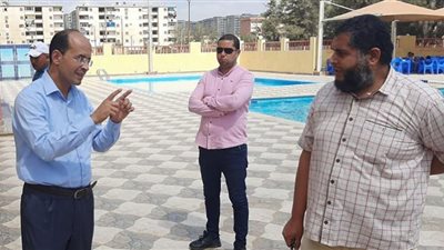 رياضة كفر الشيخ تكثف متابعتها على حمامات السباحة وتسلم الكود المصرى للهيئات التابعة لتأمين روادها