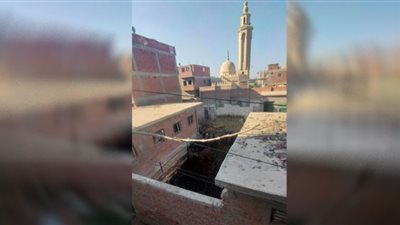 خطر بيئي يهدد أهالي أبو شعير بالشرقية من وجود حظيرة مواشٍ بجوار منازلهم