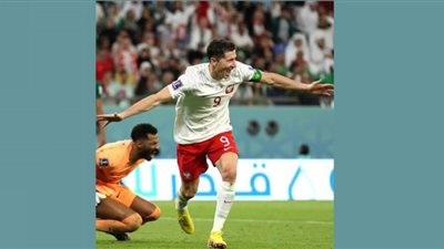 ليفاندوفسكي رجل مباراة بولندا والسعودية في كأس العالم