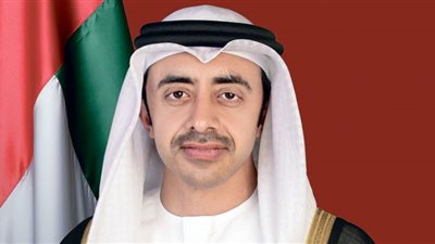 وزيرا خارجية الإمارات والصومال يبحثان تعزيز العلاقات بين البلدين