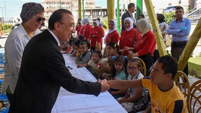 محافظ الإسكندرية يستضيف 100 طفل من ذوي الهمم والأيتام