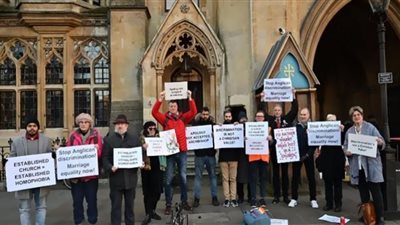 مؤسسة دينية أجنبية تبارك زواج مجتمع الميم