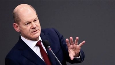 شولتس يواجه انتقادات واسعة من الألمان بسبب النفط الروسي