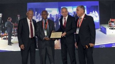 جامعة الإسكندرية تحتفل باليوبيل الفضي لقسم علاج الأورام